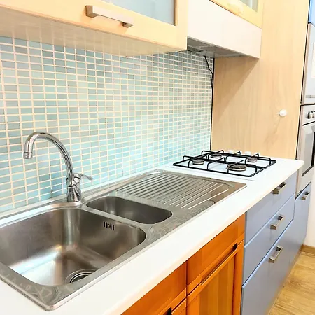 Cleo Mimosa Apartment Ancona